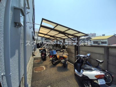 【その他共用部分】 | グラッセ前田 | 駐輪場