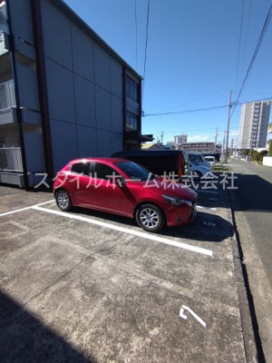 【駐車場】 | グラッセ前田