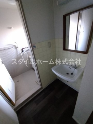 【洗面所】 | グラッセ前田 | 別部屋写真です。