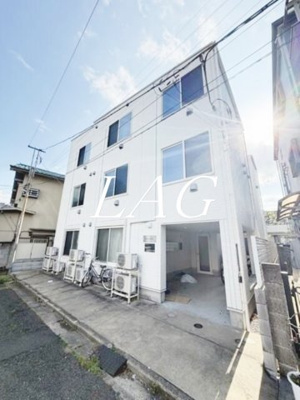 【外観】 | Ｒｅｂｅｒｔｙ北千住 | 外観です。