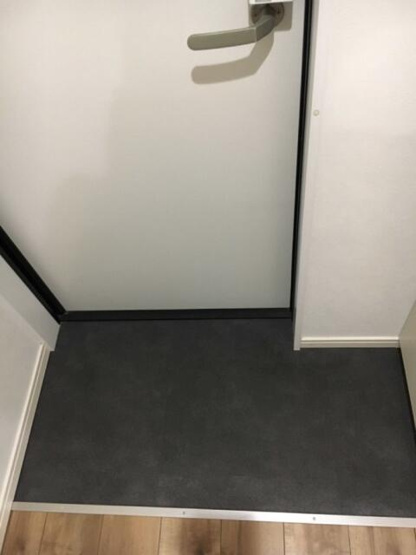 【玄関】