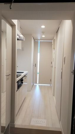 クレイシア門前仲町の玄関