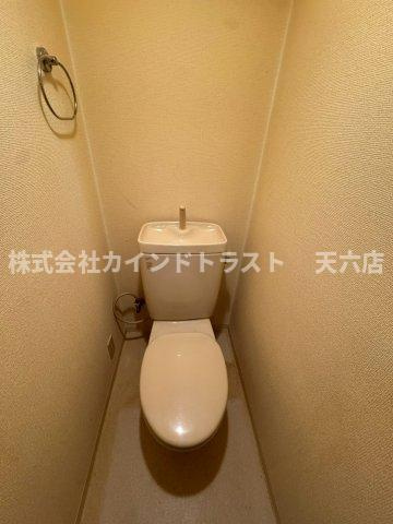 EXIT13のトイレ|コンパクトで使いやすいトイレです