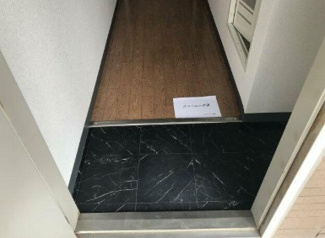 【玄関】 | ポンデロッサ鶴見Ⅱ