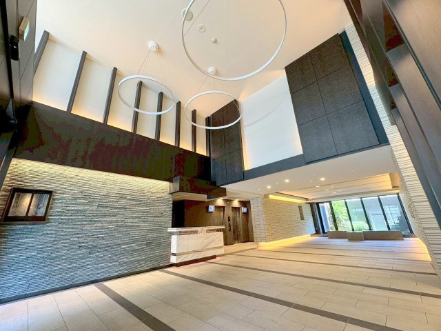 エステムコート新大阪13ニスタのロビー
