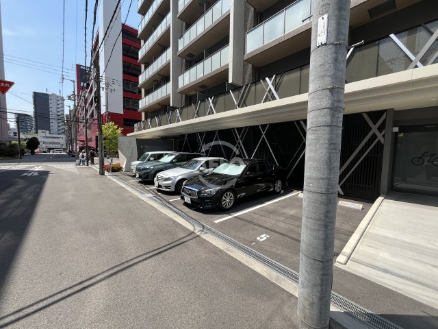 ATKレジデンスなんば　敷津小学校区の駐車場|ATKレジデンスなんば　駐車場