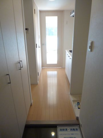 スカイコート押上壱番館の玄関