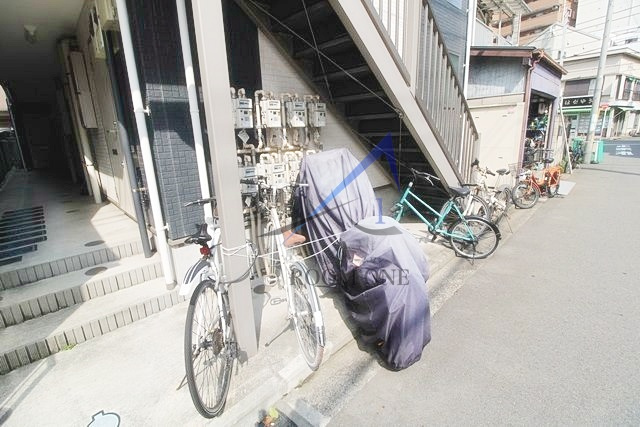 ストラーダ本町通