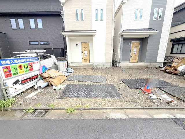 福生市南田園2丁目　新築戸建の駐車場