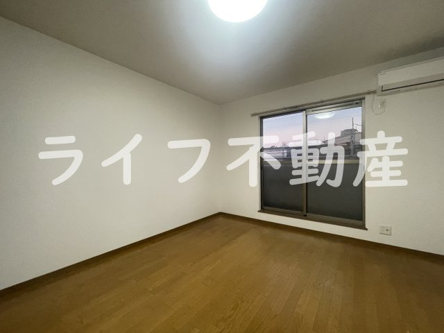 アクティ中本　仲介手数料無料の居間・リビング|居間です