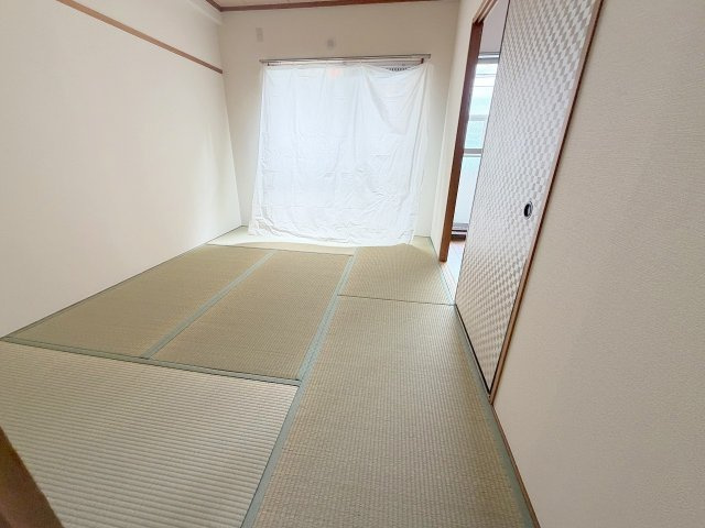 リッシュヴィラージュの和室