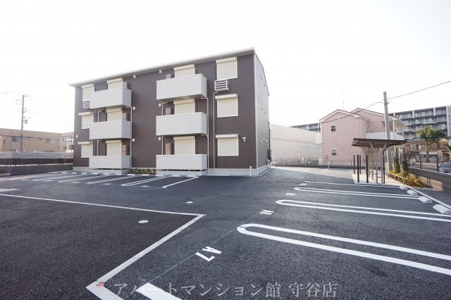 サニーハイツAの駐車場