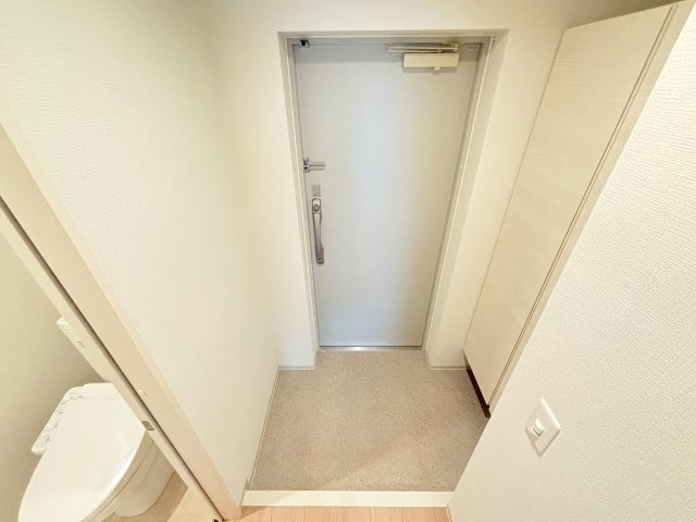 新大阪ファミール東館の玄関