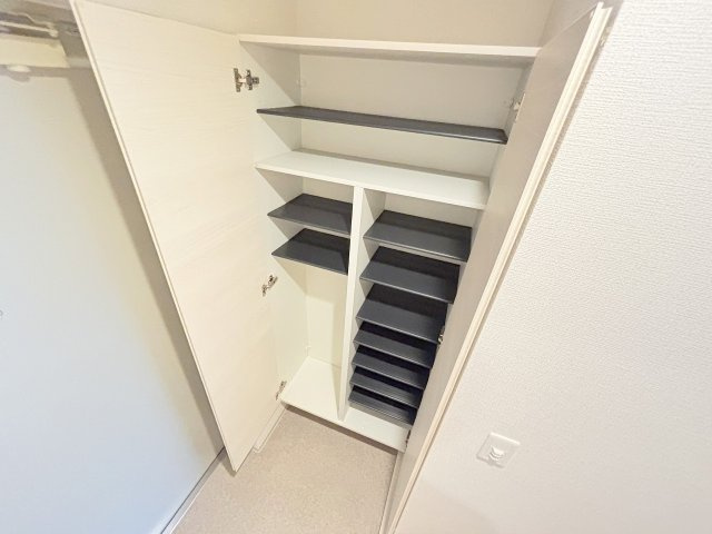 新大阪ファミール東館の収納