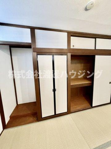 三島1丁目貸家の収納