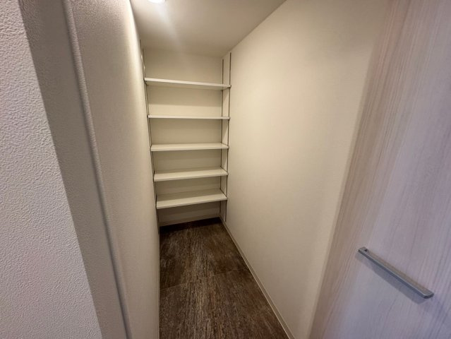 エールグラン豊中本町の収納