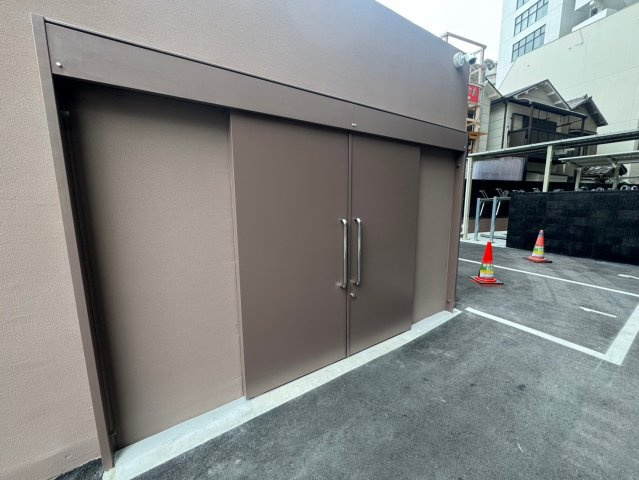 エールグラン豊中本町の駐車場