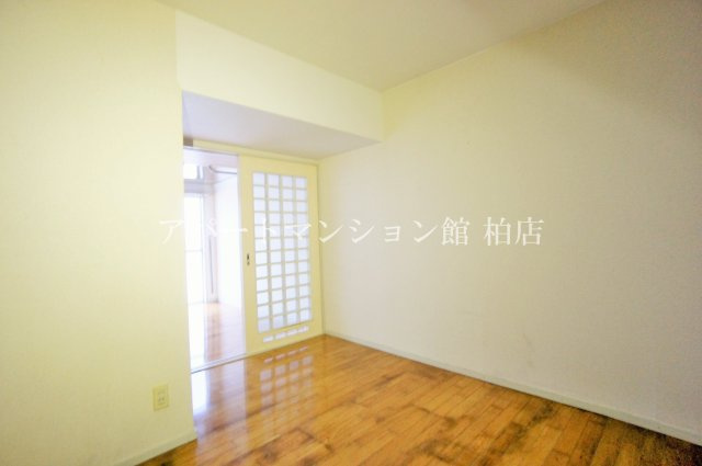 レオパレス豊四季の内装