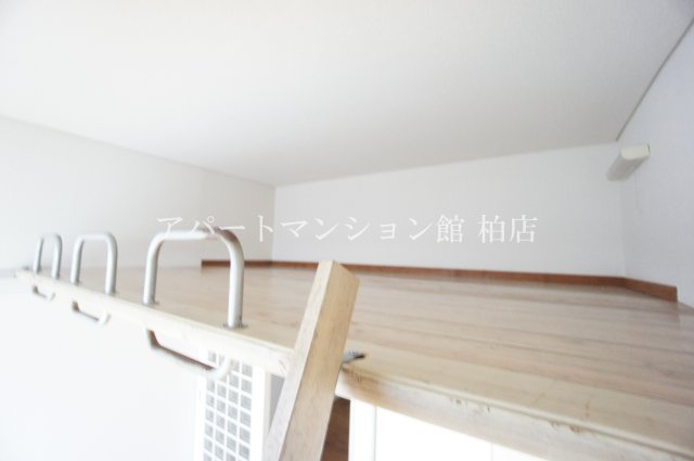 レオパレス豊四季の内装
