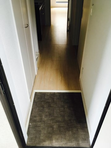 アクタスの玄関|シンプルで使いやすい玄関です