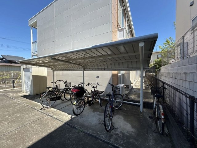 レオパレスアルシオネ飛路のその他