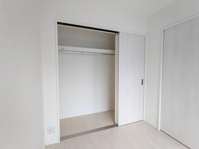ハーモニーテラス石田町の収納|クローゼット