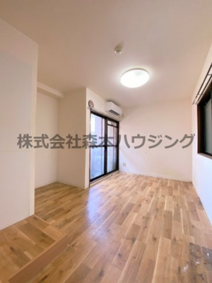 【洋室】 | 　メゾン山本 | 明るい洋室です