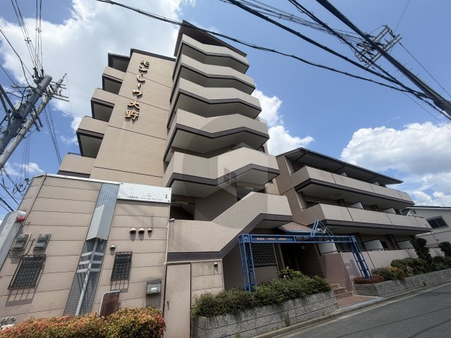 モンレーヴの外観