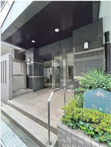 ★仲介手数料無料★ベルメゾン向島