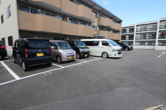 【駐車場】 | サンバースト山崎