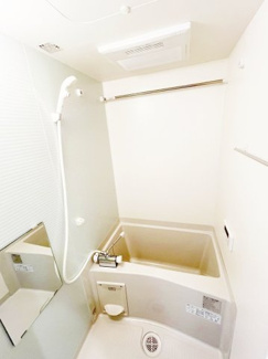 浴室乾燥機付きです！