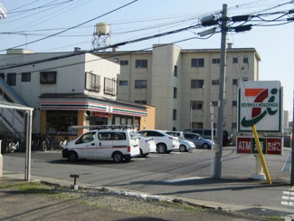 セブン-イレブン厚木栄町１丁目店 60m