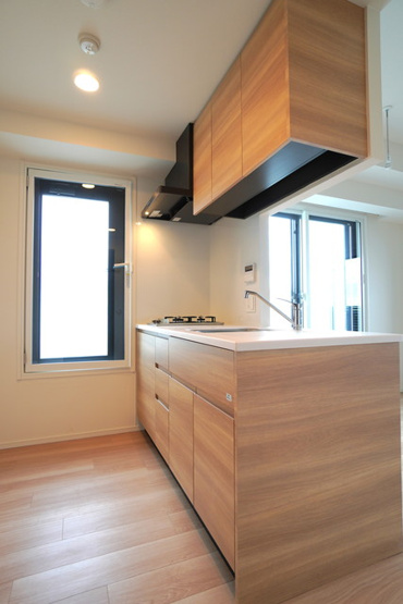 【キッチン】 | Ｊ．ＧＲＡＮ　Ｃｏｕｒｔ　品川西大井ＥＡＳＴ | ※写真は同タイプ住戸です。