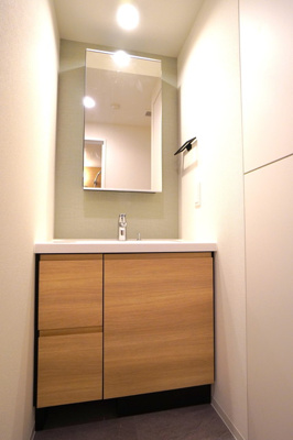 【洗面所】 | Ｊ．ＧＲＡＮ　Ｃｏｕｒｔ　品川西大井ＥＡＳＴ | ※写真は同タイプ住戸です。