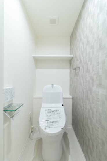 【トイレ】 | ラペルラ世田谷赤堤 | ※写真は同タイプ住戸です。