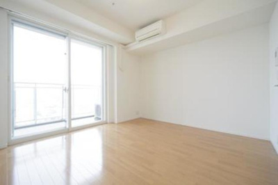 【居間・リビング】 | ユニゾンタワー | ※写真は同タイプ住戸です。