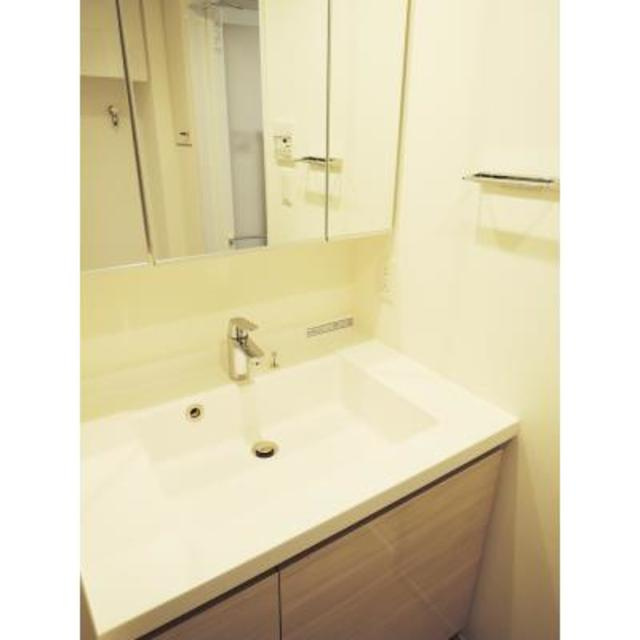 パークアクシス上野・稲荷町の洗面所|※写真は同タイプ住戸です。