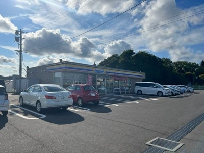 ミニストップ仙台鈎取4丁目店 徒歩17分。 1350m