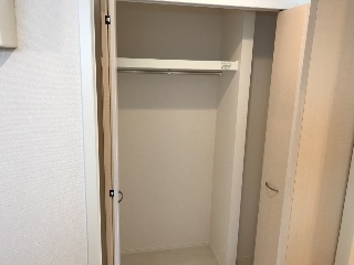 サンプレス八筋の収納|クローゼット