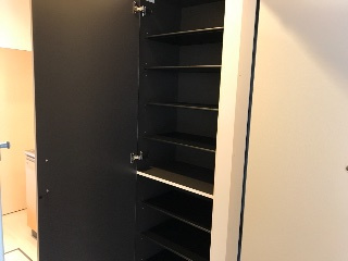 サンプレス八筋の収納|下駄箱