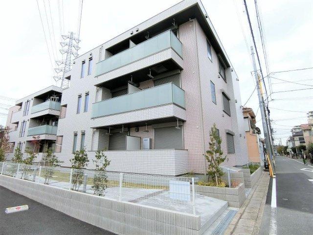 ｄｅｎ　ｄｏｕｃｅ　デンドゥースの外観