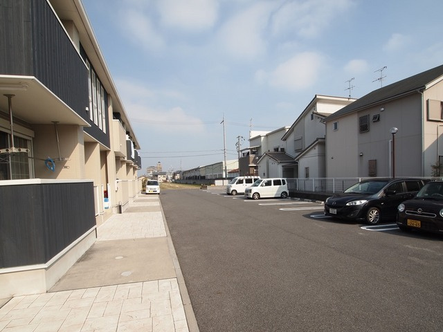 イリーデＡの駐車場