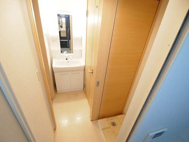 イリーデＡの洗面所