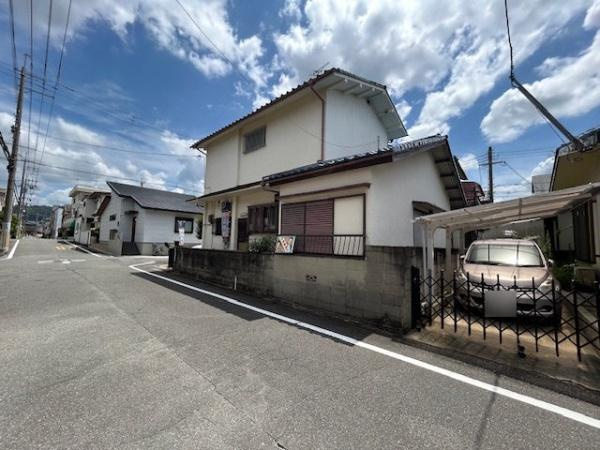 【前面道路含む現地写真】