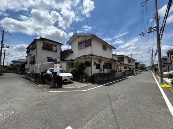 【前面道路含む現地写真】