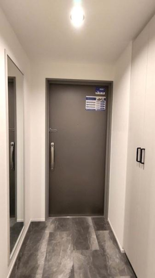 【玄関】