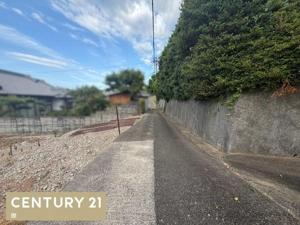 和歌山市朝日　中古戸建の前面道路含む現地写真