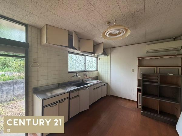 和歌山市朝日　中古戸建のキッチン