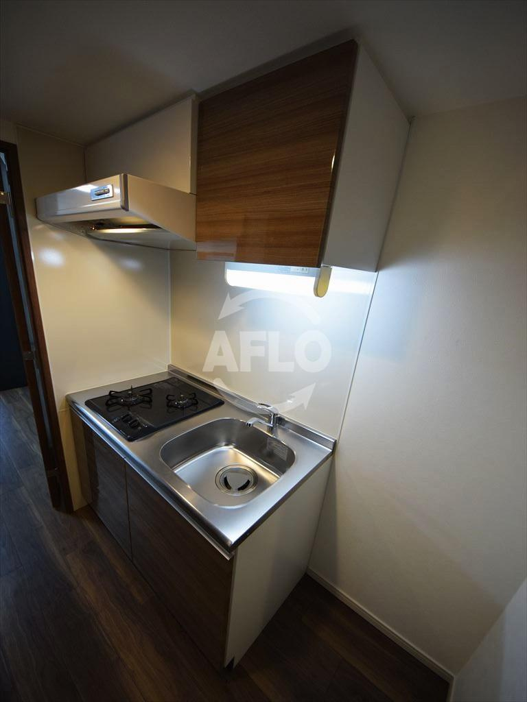 大阪市浪速区桜川２丁目の賃貸マンションのキッチン|レオンコンフォート難波ミラージュ　ガス２口コンロシステムキッチン