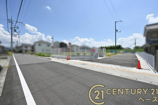 磯城郡川西町大字結崎の売地の前面道路含む現地写真|■ぜひお気軽にお問い合わせください！